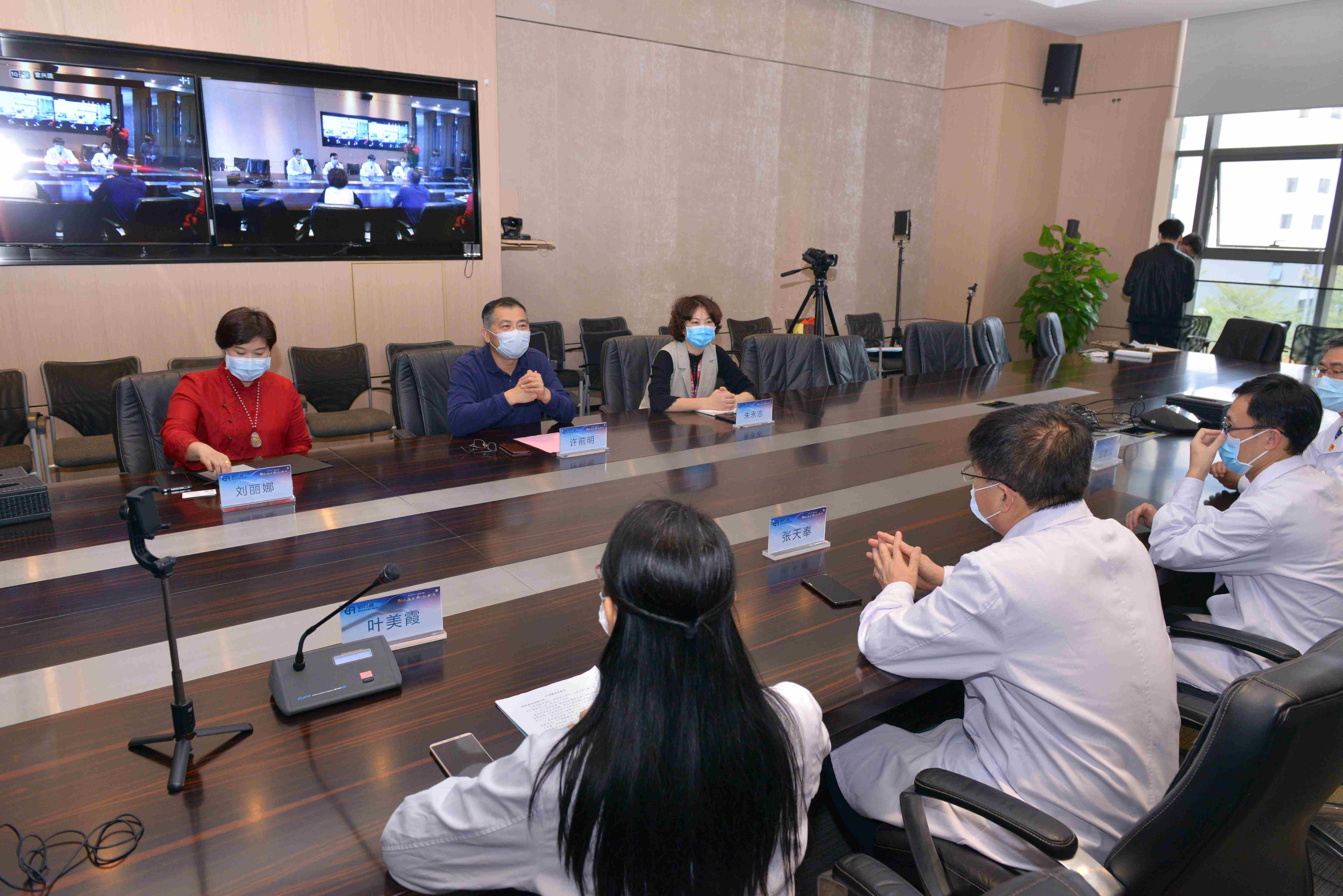 AG百家乐党委联合广州中医药大学深圳医院党委开展“新冠肺炎防控知识进企业”活动